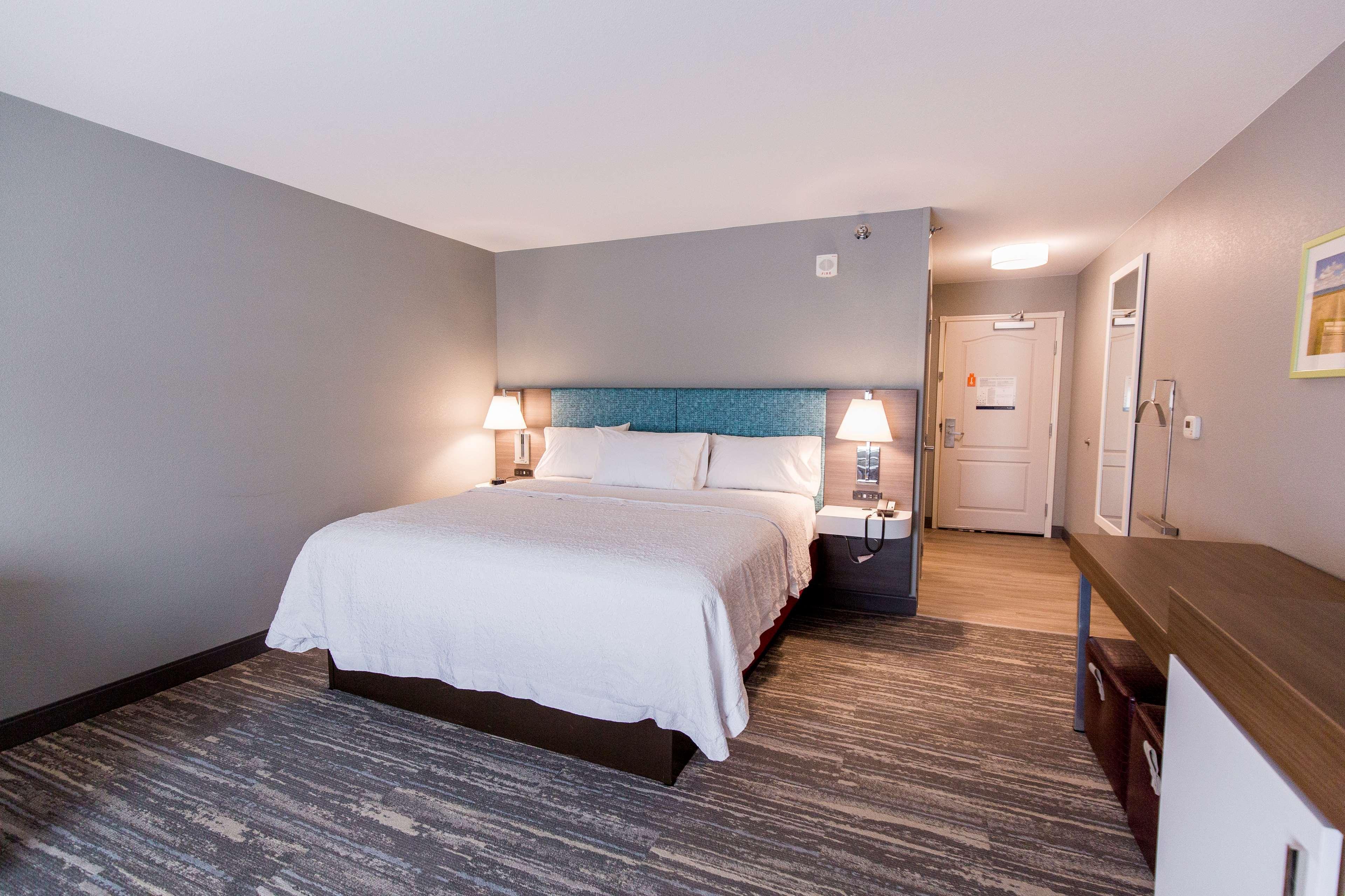 Hampton Inn Bismarck Dış mekan fotoğraf