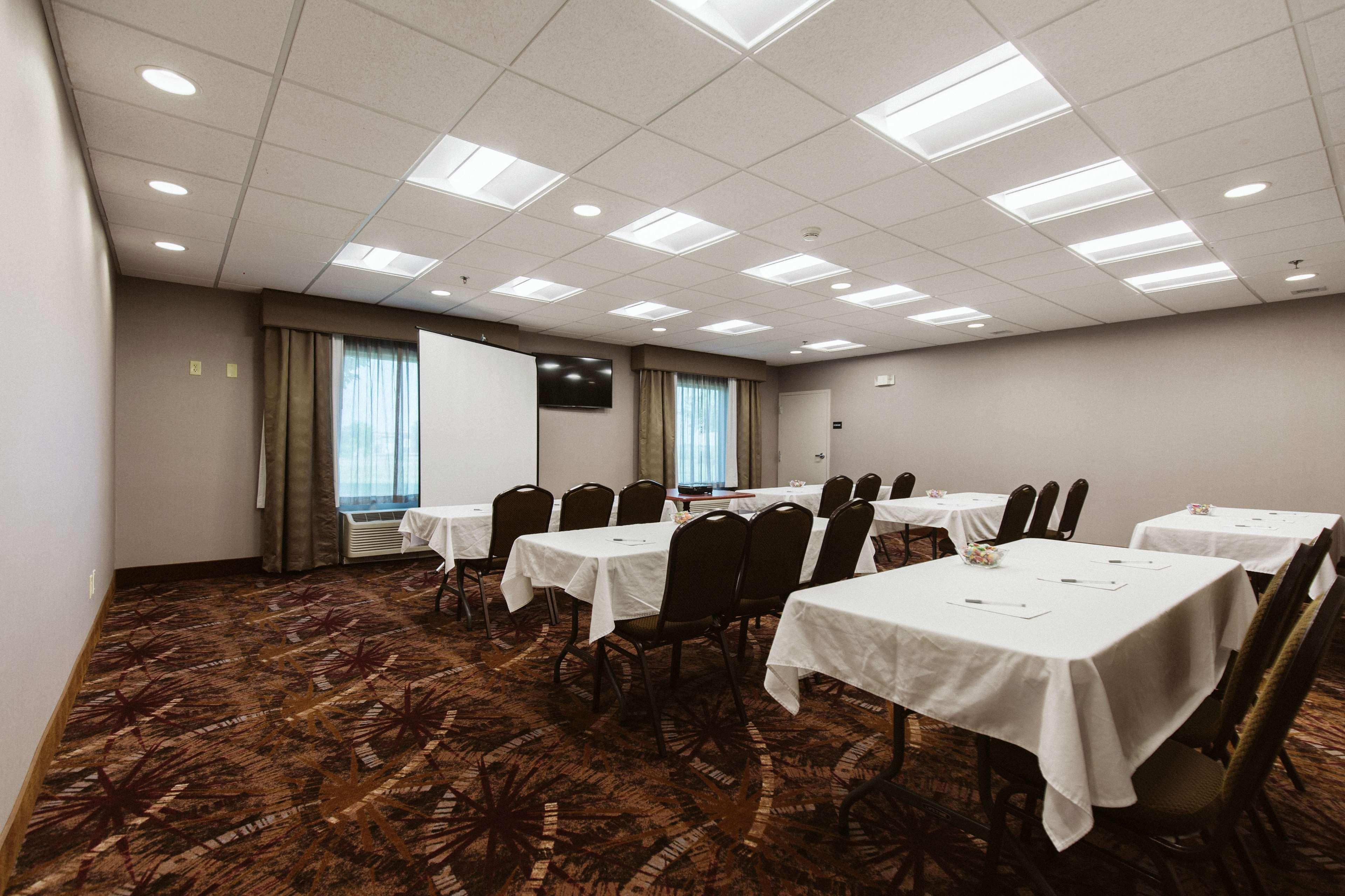 Hampton Inn Bismarck Dış mekan fotoğraf