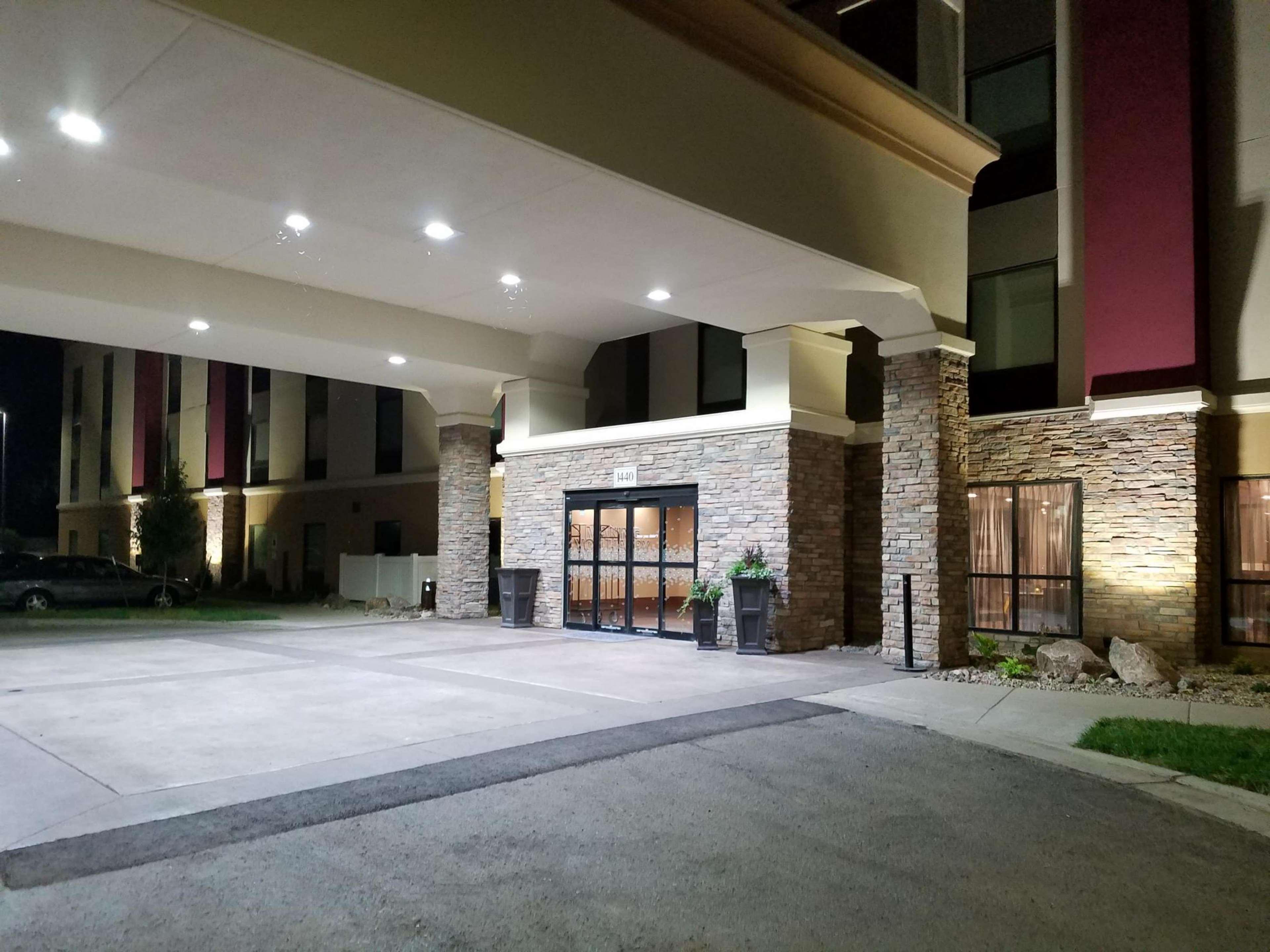 Hampton Inn Bismarck Dış mekan fotoğraf
