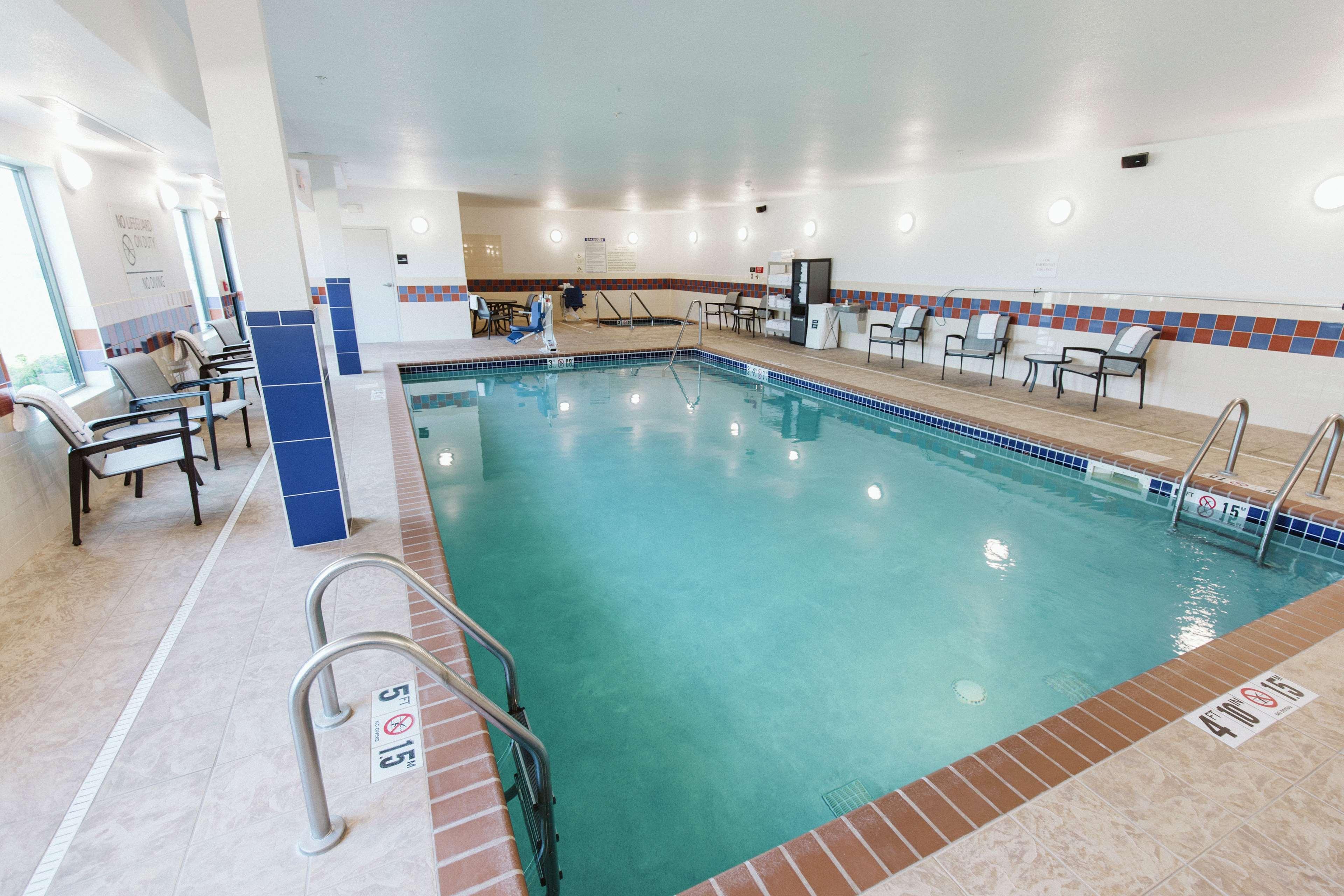 Hampton Inn Bismarck Dış mekan fotoğraf
