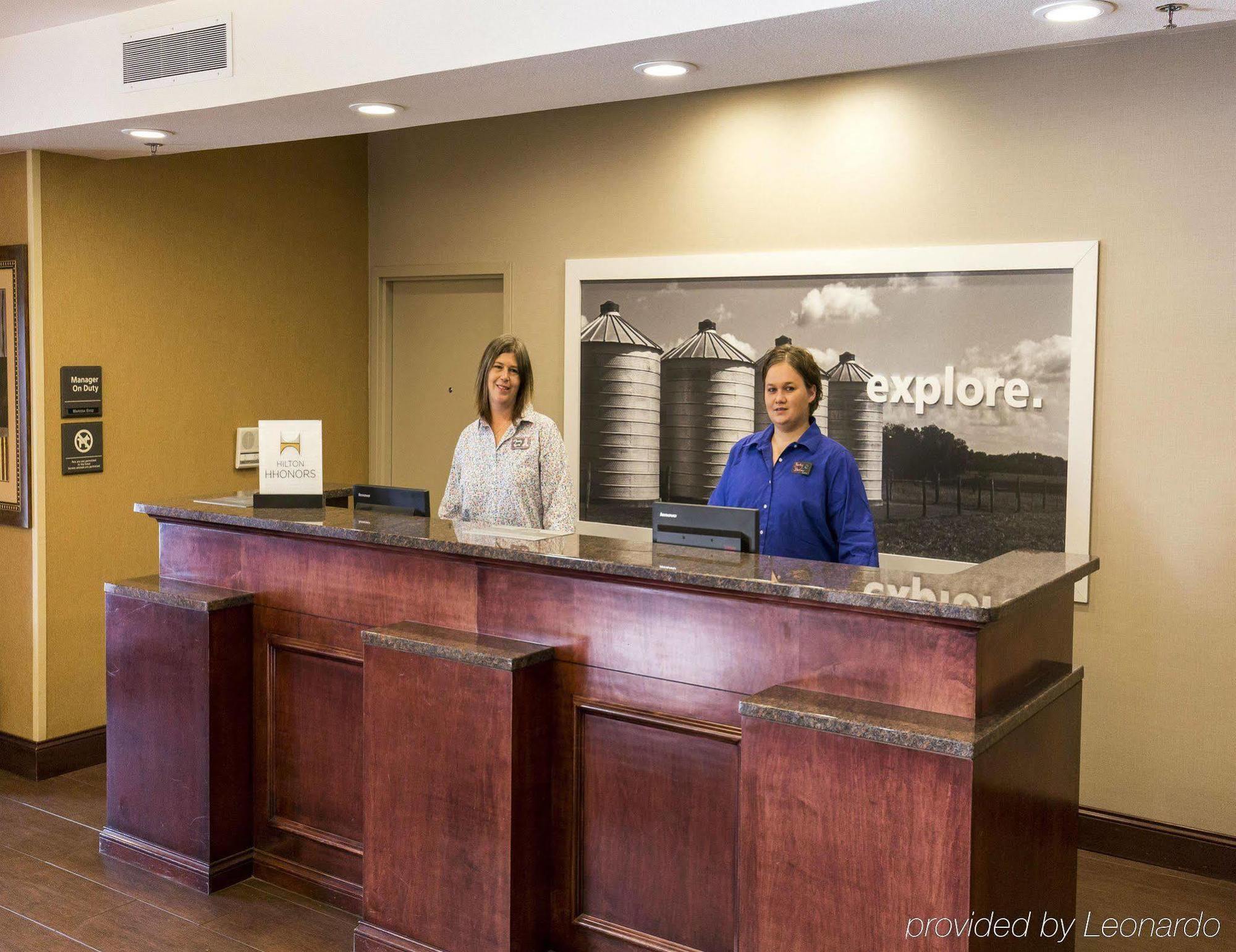 Hampton Inn Bismarck Dış mekan fotoğraf