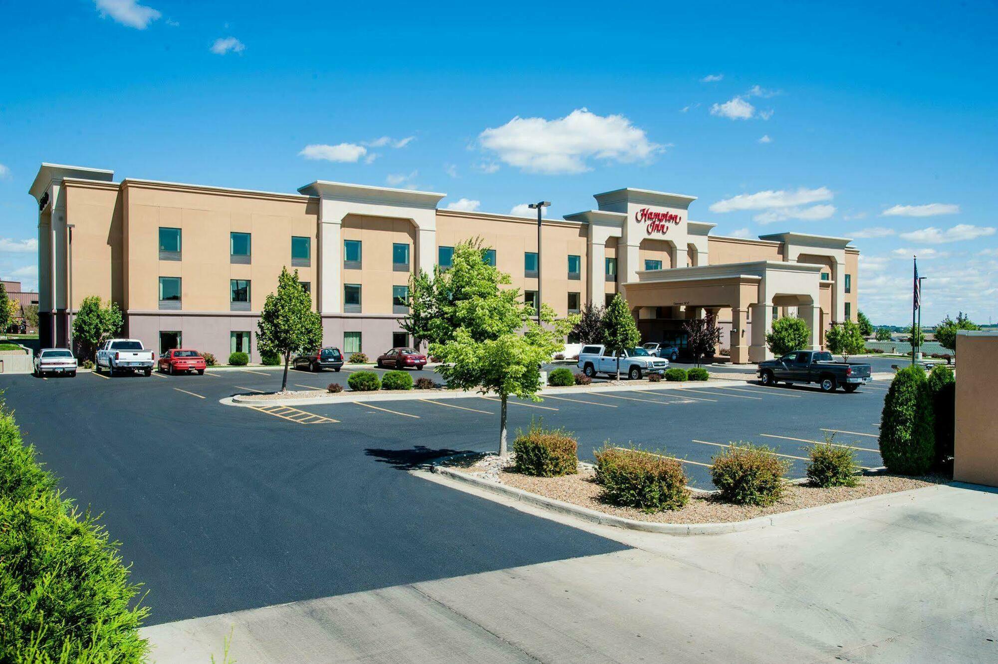 Hampton Inn Bismarck Dış mekan fotoğraf